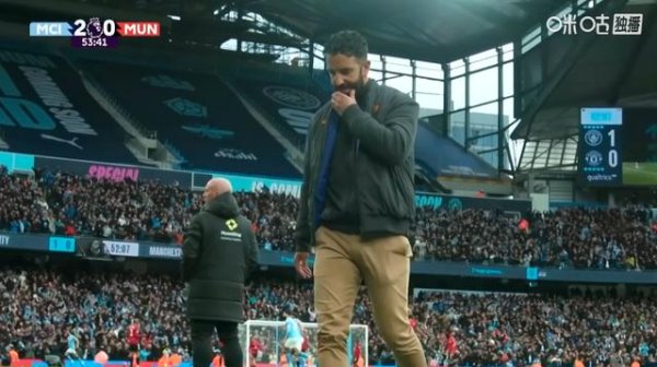 配资门户官方网 曼市难兄难弟!哈兰德再现虐菜本色，曼联拱手捧上3分厚礼